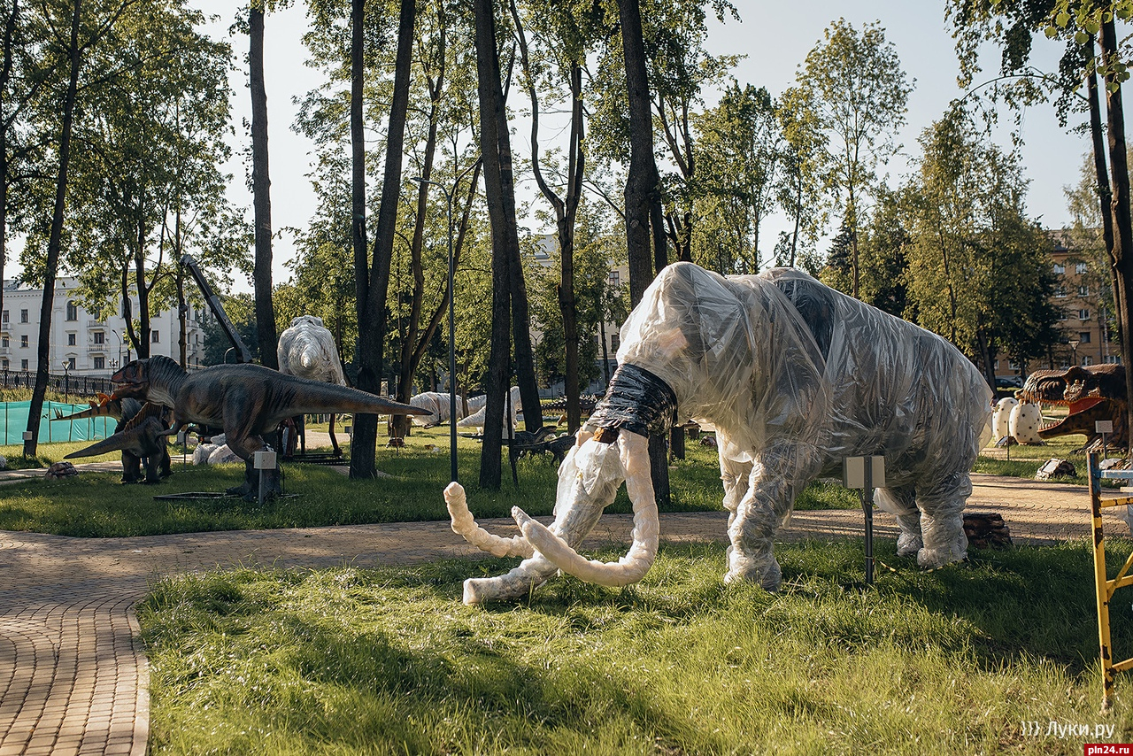 Динопарк в Великих Луках откроют в День города. ФОТО | 29.07.2020 | Псков -  БезФормата