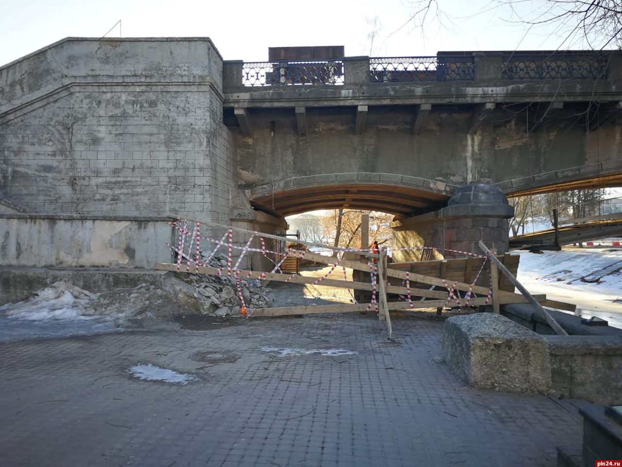 Реконструкция Троицкого моста в Пскове