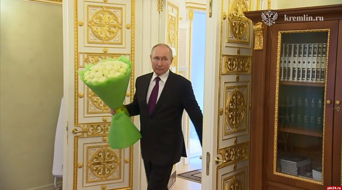 Владимир Путин встретился с патриархом Кириллом и поздравил его с днем тезоименитства