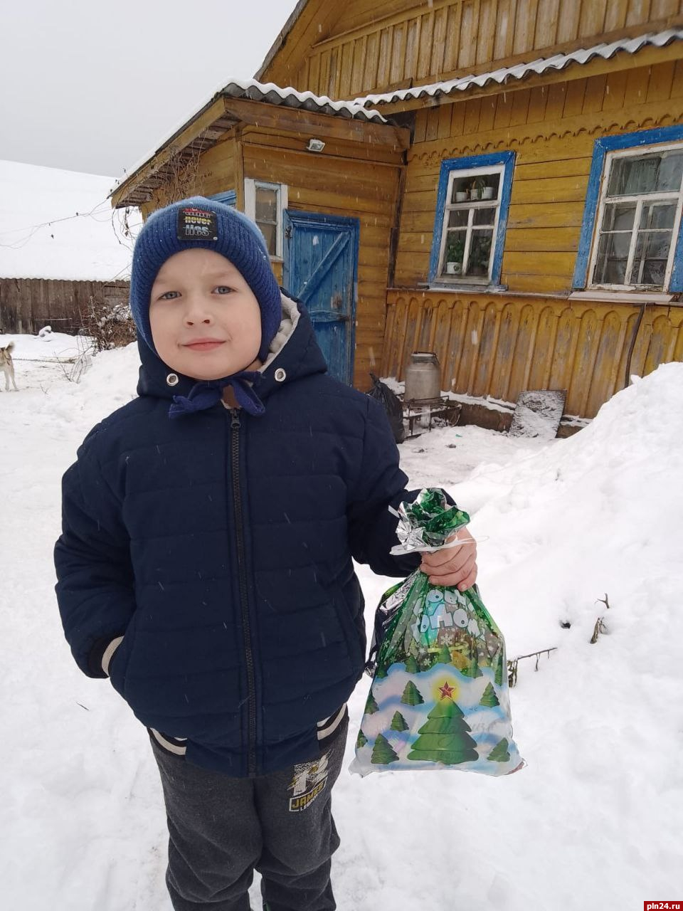 работа поликлиник в новогодние праздники псков. работаем для вас в новогодние праздники. график работы в новый год шаблон для заполнения. работа поликлиник в новогодние праздники псков. режим работы киа волгоград в праздничные дни.