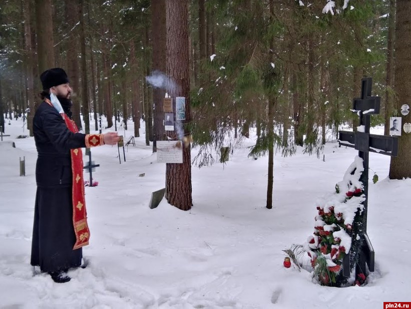 Храм в крестах Псков