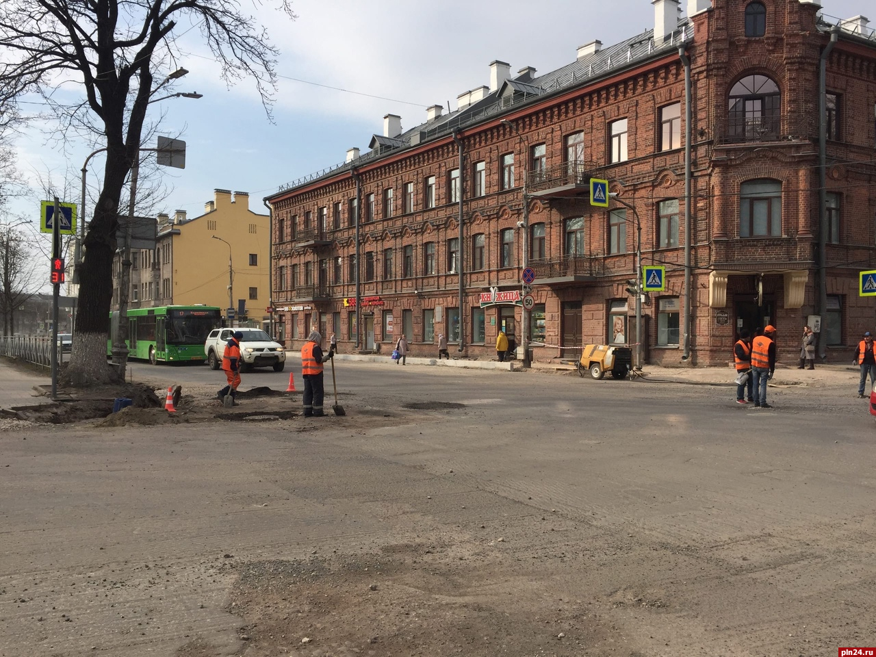 Фото псков октябрьский проспект