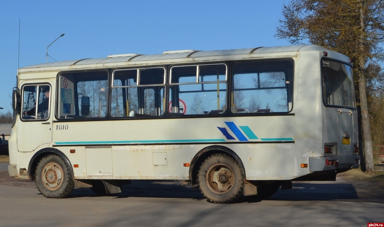 Псковпассажиравтотранлиаз Дедовичи 008. Псковпассажиравтотранс Опочка. Автобус Дедовичи Навережье. ГППО Псковпассажиравтотранс.