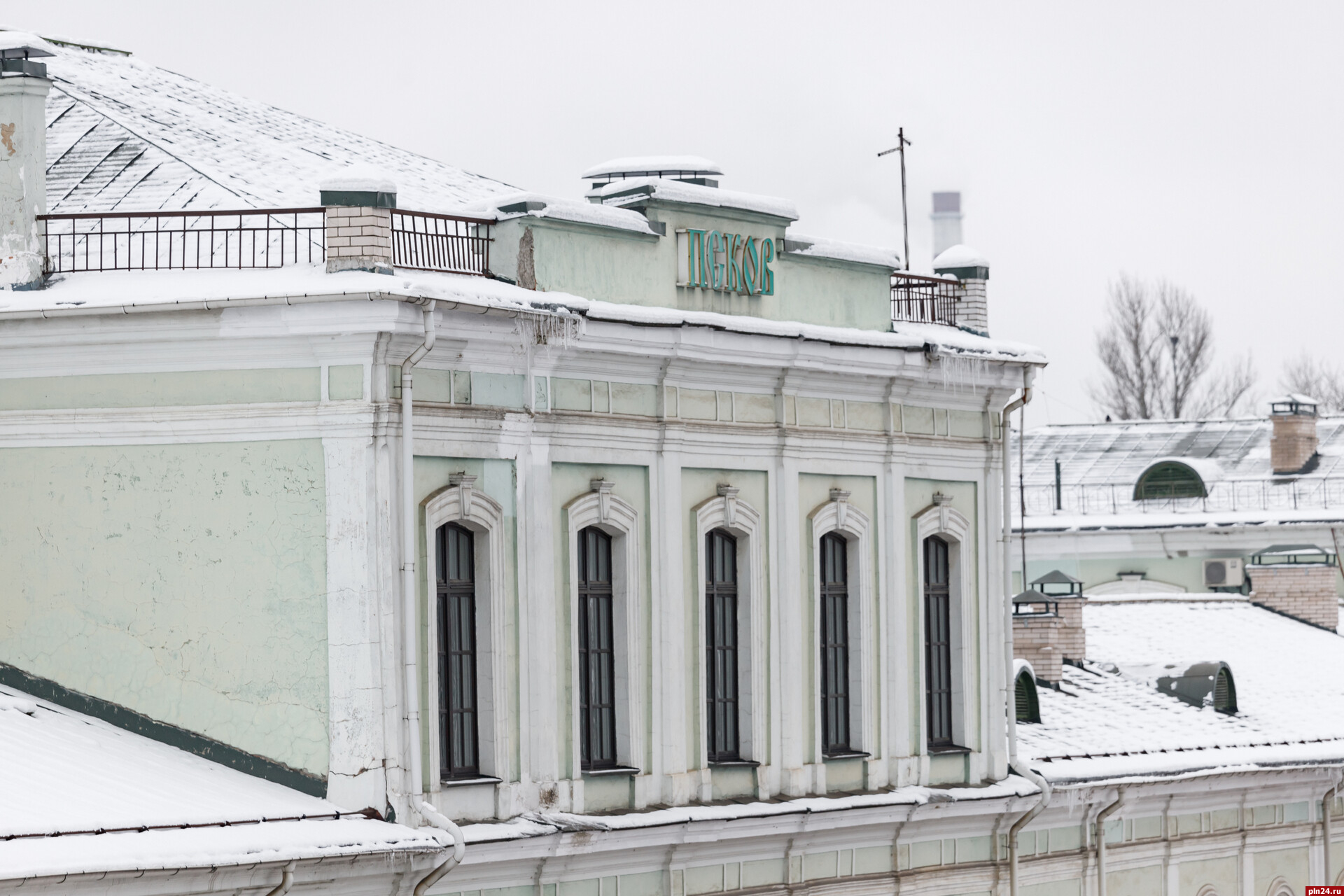 С марта через Псков продолжит курсировать туристический поезд