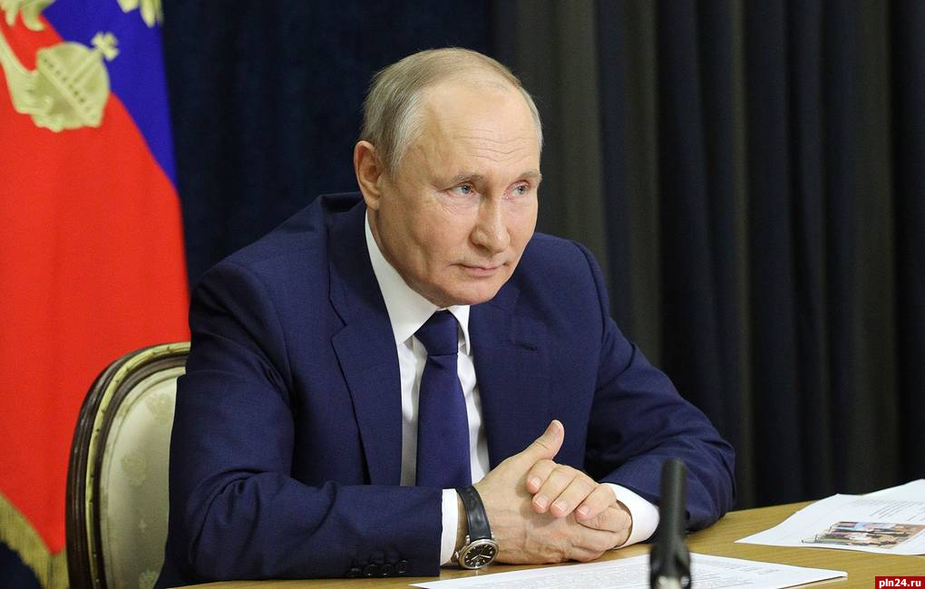 Президент России приказал перевести силы сдерживания армии в особый режим несения службы