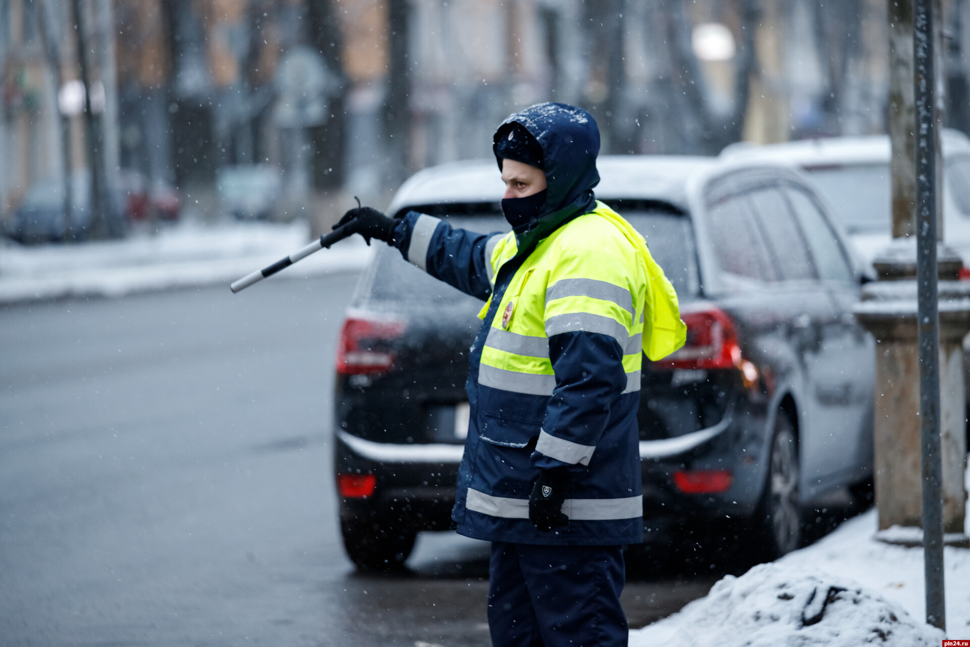 Шестерых нетрезвых водителей задержали в Псковской области за выходные