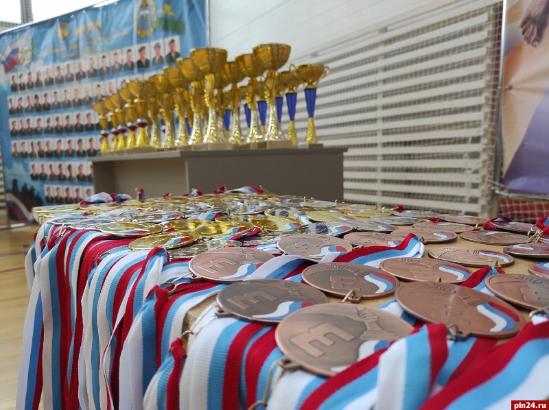 Десять медалей завоевали псковские дзюдоисты на межрегиональном турнире