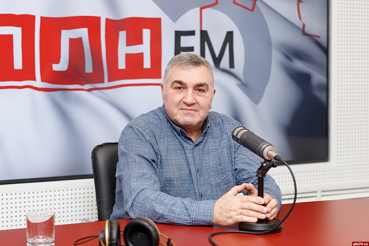 Армен Мнацаканян анонсировал подписание соглашения с фракцией ЕР заксобрания Петербурга