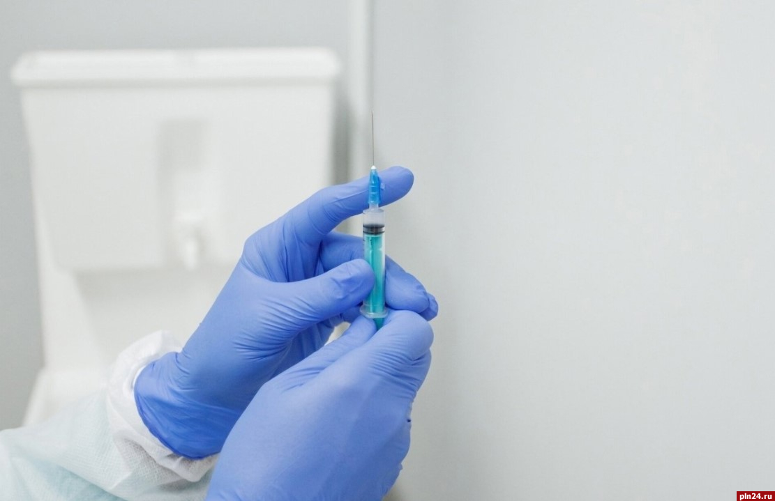 Минздрав зарегистрировал вакцину от коронавируса «Конвасэл»
