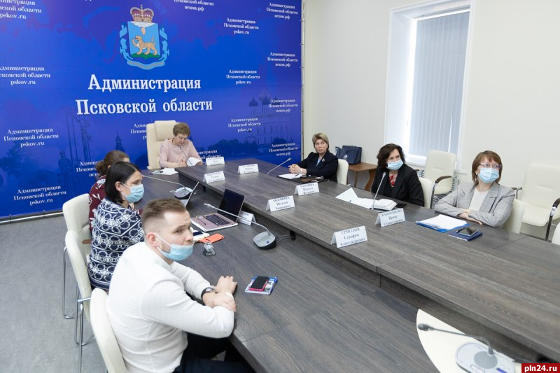 Эксперты центра Алмазова посетили Псковскую областную больницу
