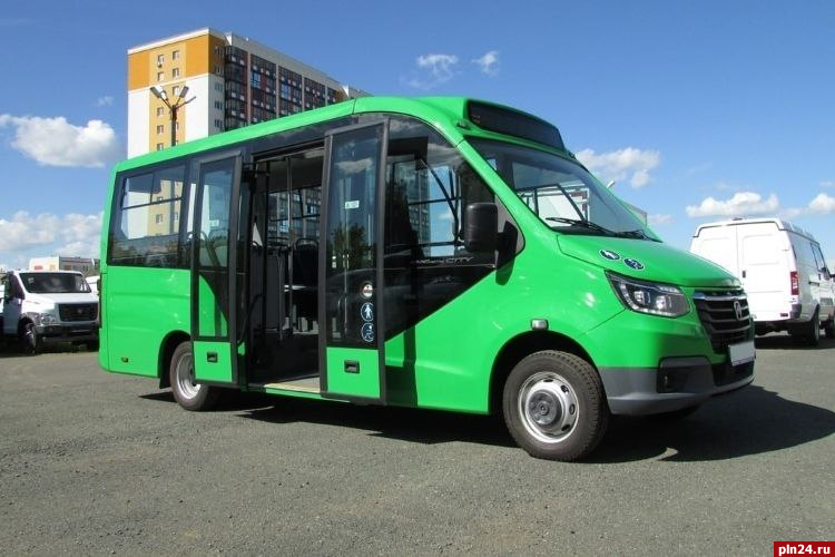В Пскове запустят два автобуса на городские кладбища 23 и 24 апреля