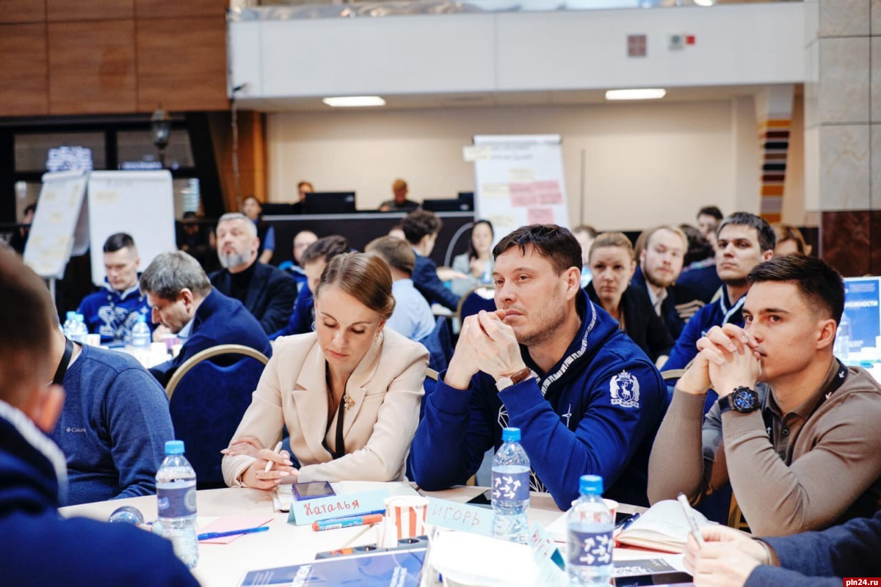 Наталья Скачкова представляет Псковскую область на заседании комиссии Госсовета по молодежной политике