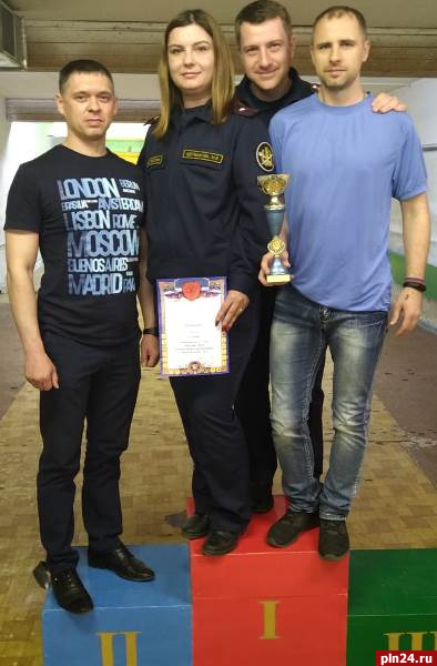Команда СИЗО-2 победила в турнире по пулевой стрельбе в Великих Луках