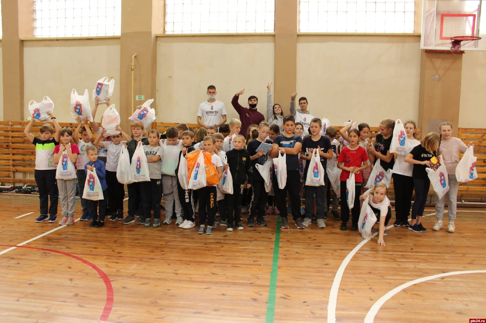 Более 30 миллионов рублей собрали на помощь детям в Псковской области