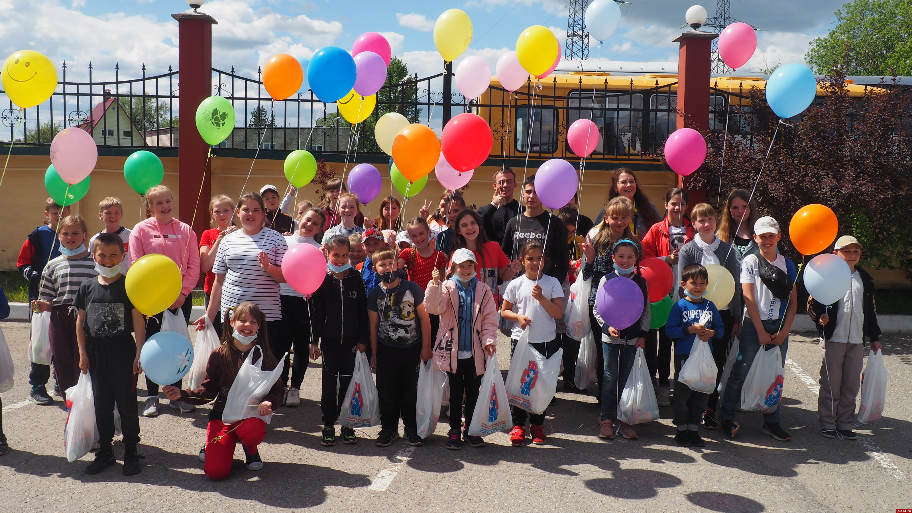 Благотворительная акция ко Дню защиты детей стартовала в Псковской области