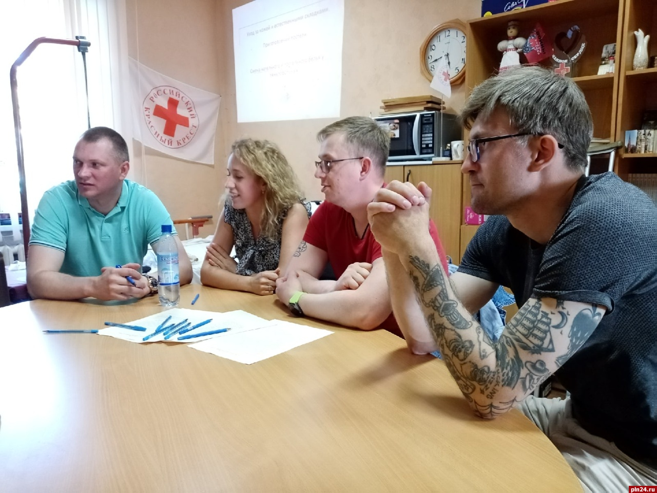Профсоюзные активисты в Пскове прошли мастер-класс «Перемещение в кровати»