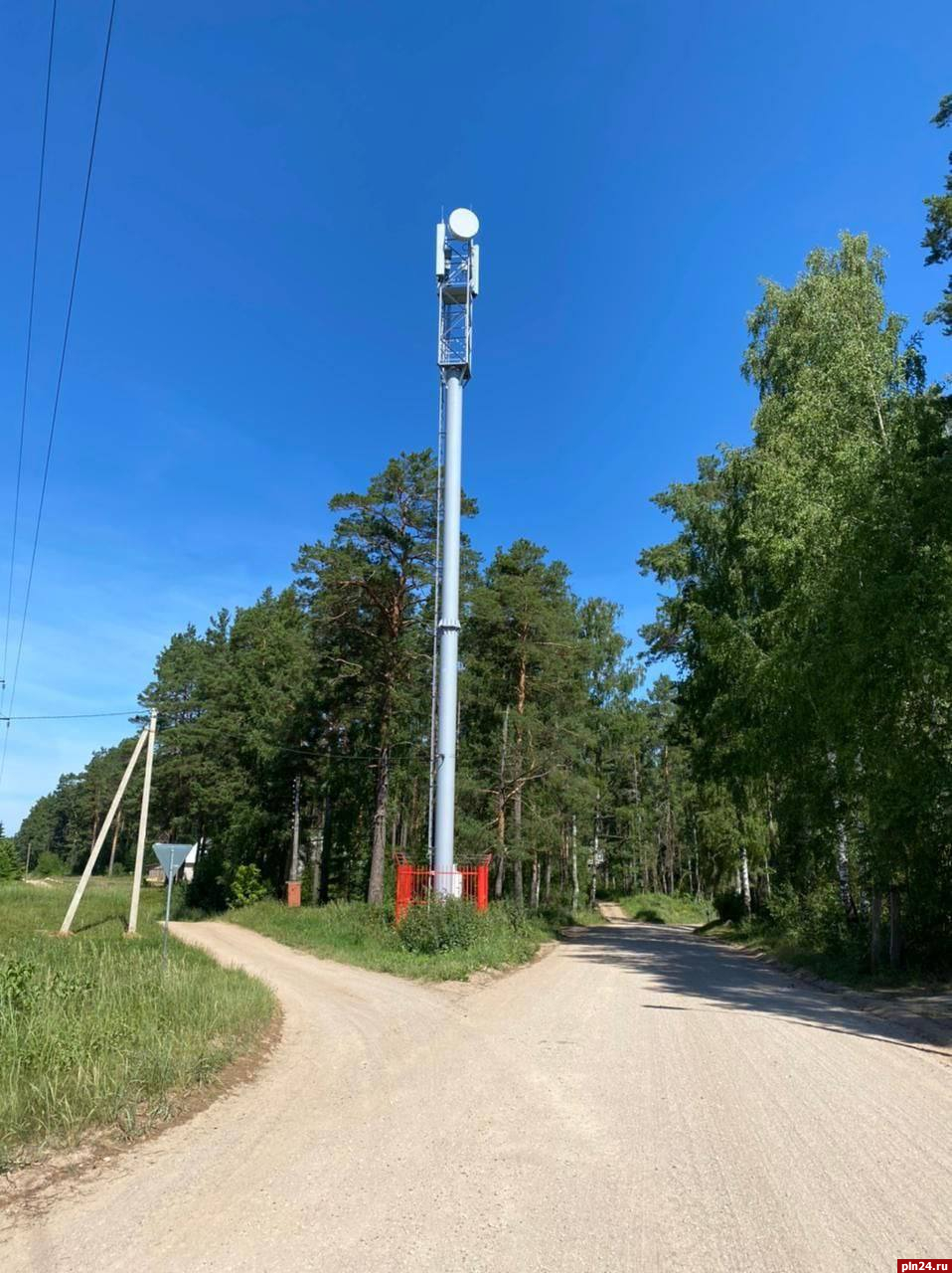 Вышка мобильной связи заработала в себежской деревне Кицково