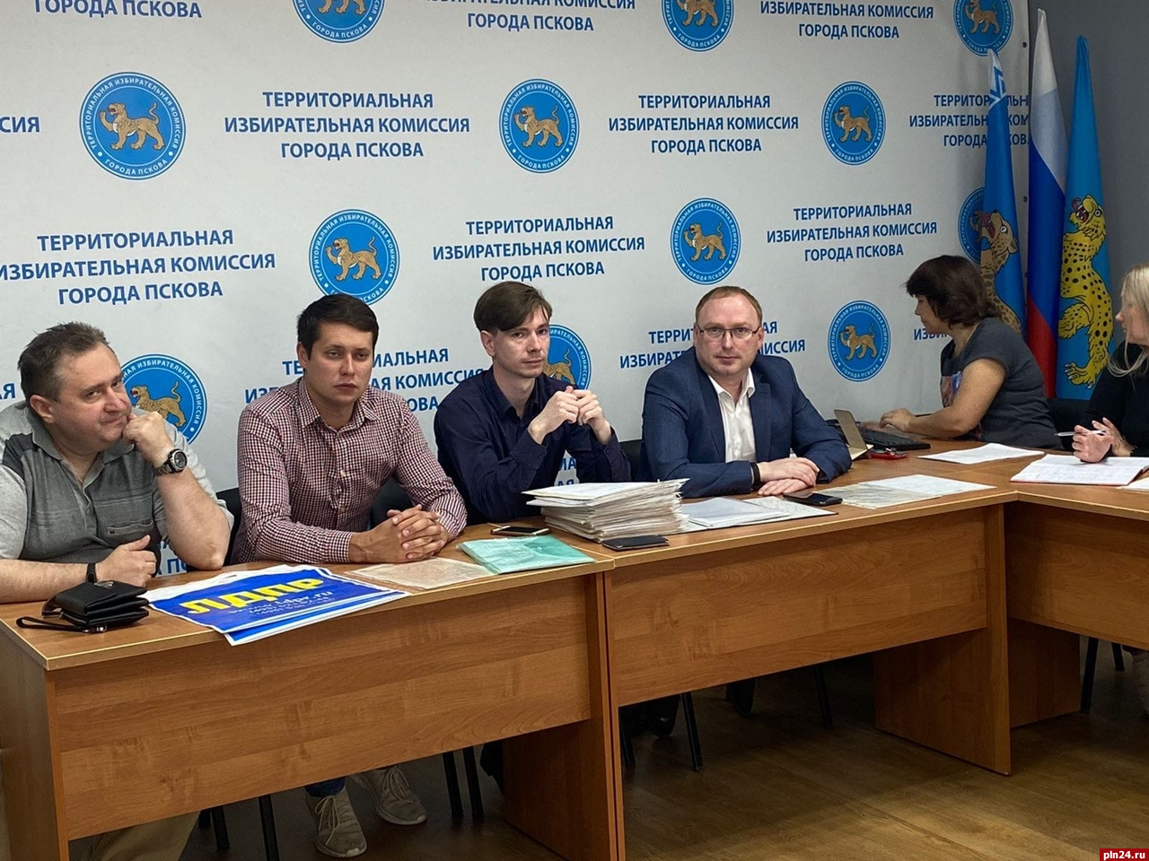 ЛДПР подала документы для регистрации на выборы в Псковскую гордуму
