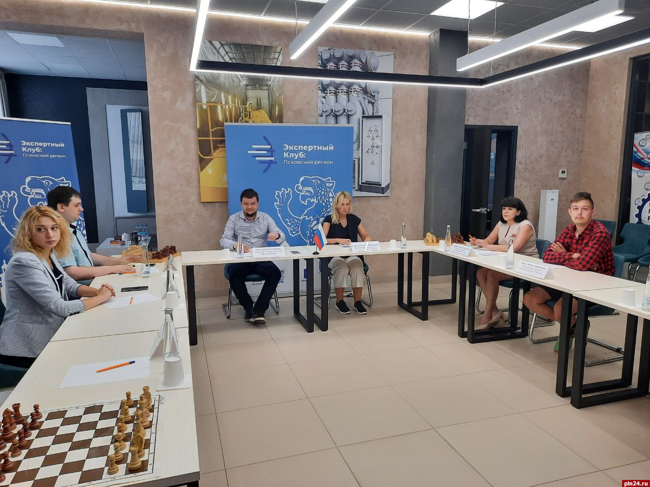 Возрастом тренеров по шахматам обеспокоились в Псковской области 