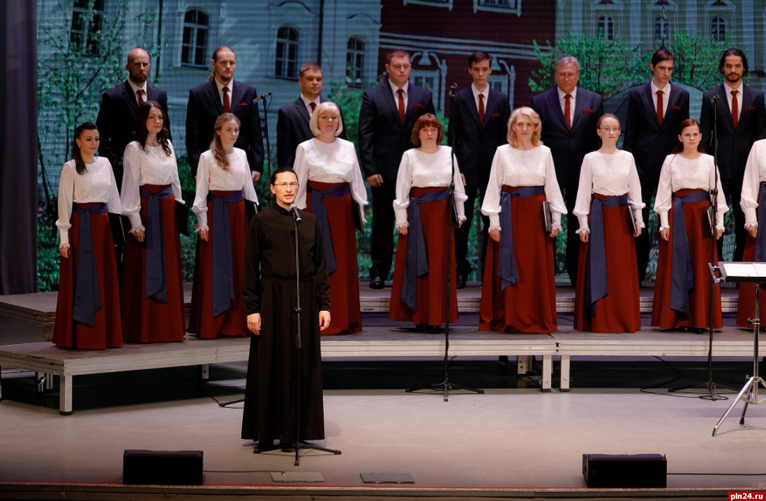На одном дыхании: в Пскове прошел концерт уникального хорового коллектива