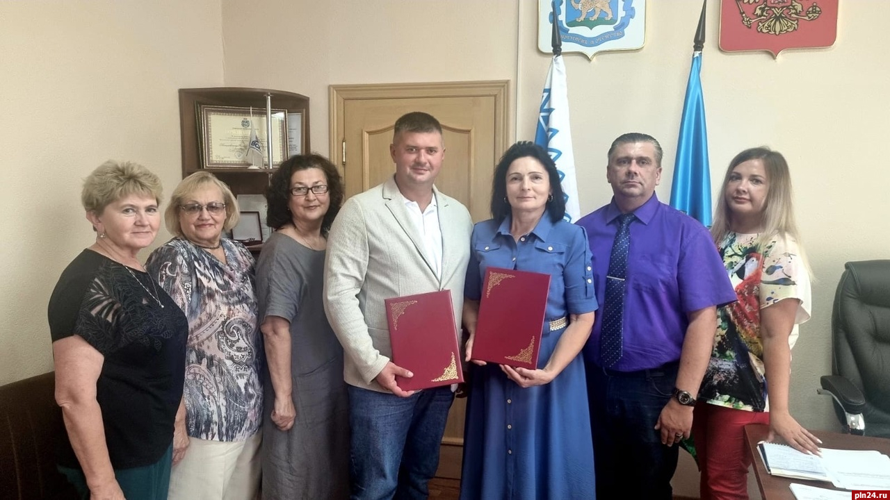Профсоюзы подписали соглашение о взаимодействии с Красногородским районом