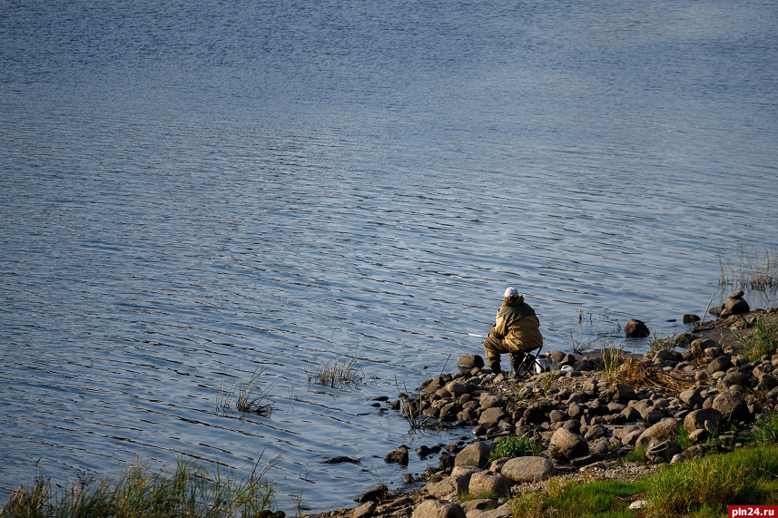 27-летний рыбак пропал на озере Малый Иван в Невельском районе