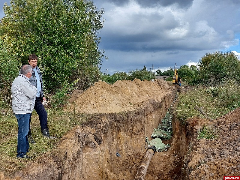 Почти 3 км межпоселкового газопровода уложили в окрестностях Новоржева