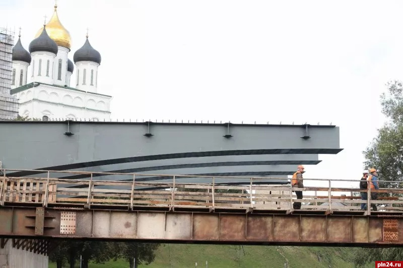 Борис Елкин рассказал, когда приступят к укладке асфальта на Троицком мосту