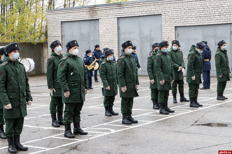 Мобилизованных направят в зону СВО вместе с задействованными там подразделениями – Шойгу