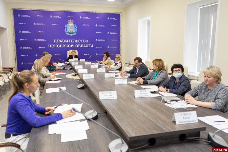 План вакцинации от гриппа и ОРВИ в Псковской области выполнили на 27%
