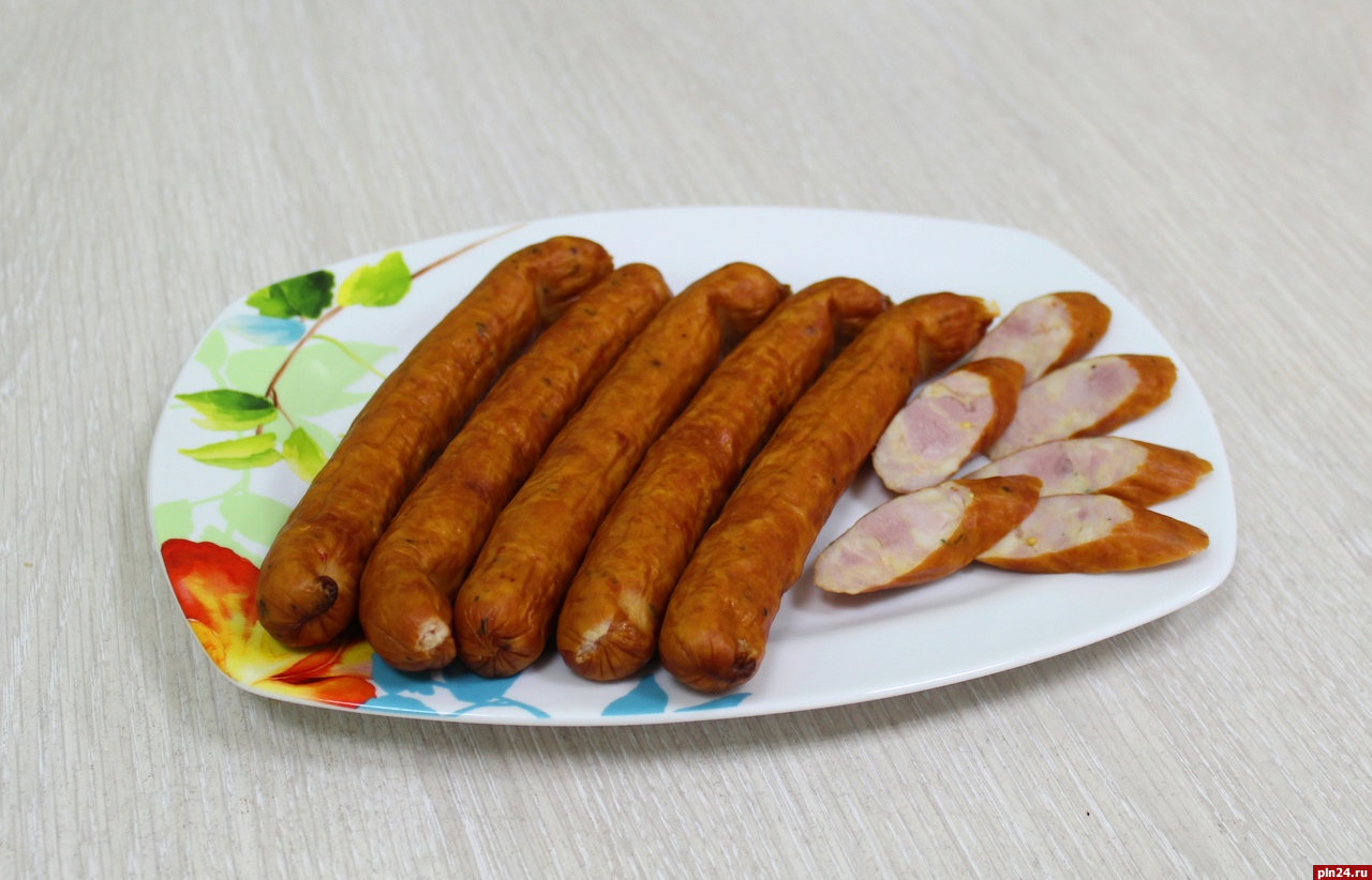 «Пряные» колбаски появились в магазинах «Деревня Соловьи» в Псковской области