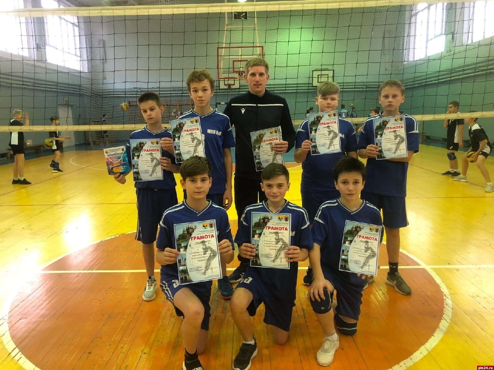 Волейболисты псковской «Бригантины» стали третьими на турнире в Карелии
