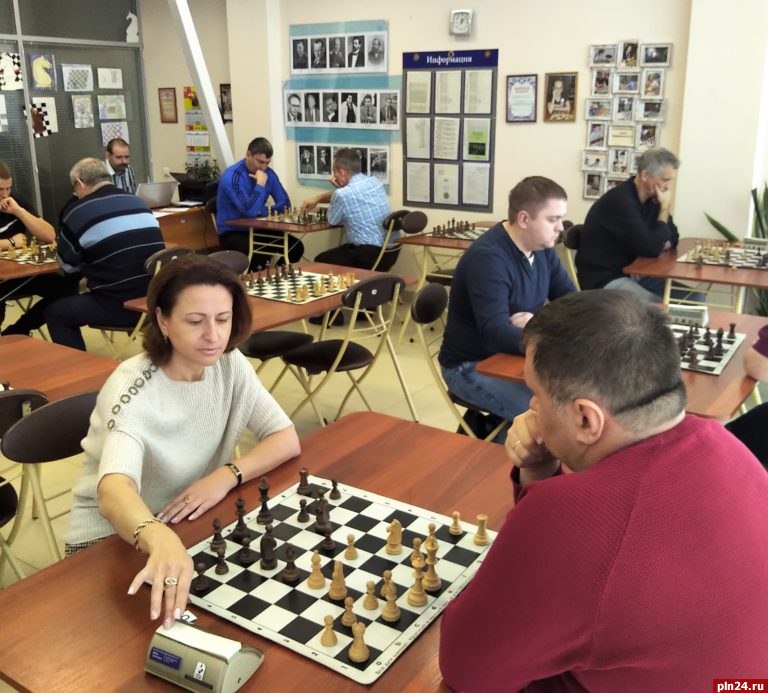 Лучших шахматистов среди таможенников определили в Пскове