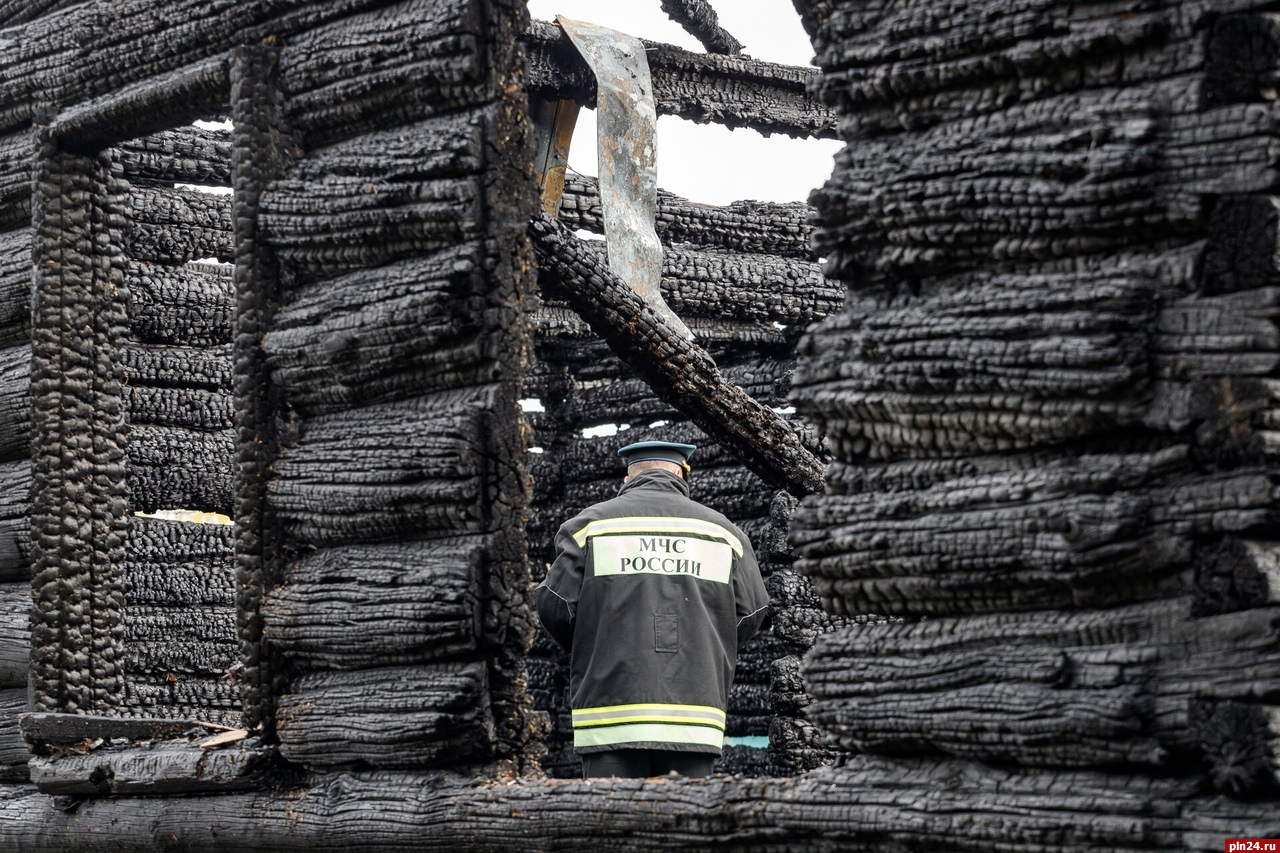 Почти 70 человек погибли при пожарах в Псковской области за десять месяцев