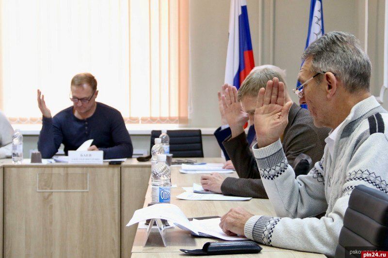 Замену котлов и обслуживание ливневки обсудили на заседании гордумы в Пскове