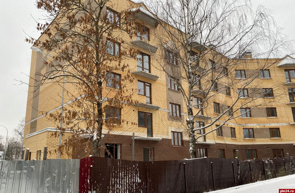 Уголовное дело возбудили в Пскове из-за долгостроя на улице Петровской