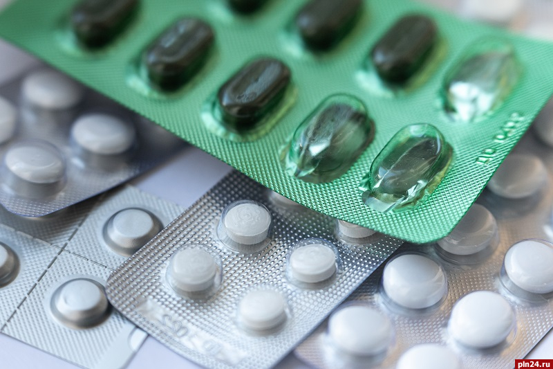 Аптека в Дедовичском районе перестала отпускать лекарства по спецрецептам из-за кадрового дефицита