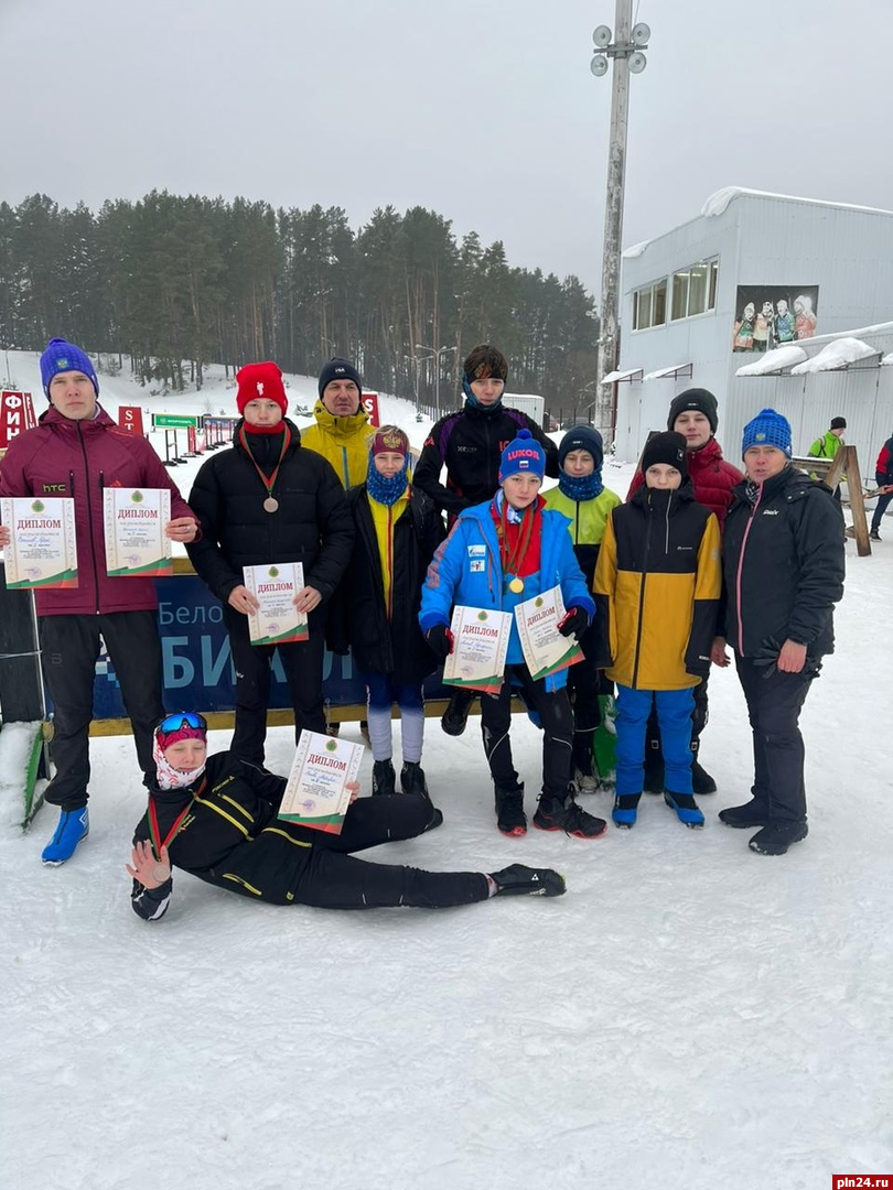 Псковичи завоевали медали на соревнованиях по лыжным гонкам в Белоруссии