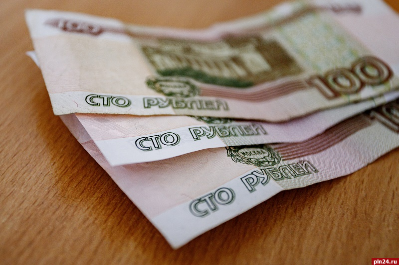 Псковичка решила сыграть на электронной бирже и лишилась 170 тысяч рублей