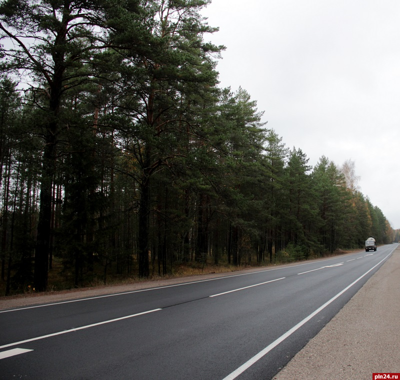 Более 160 км дорог отремонтировали по нацпроекту в Псковской области