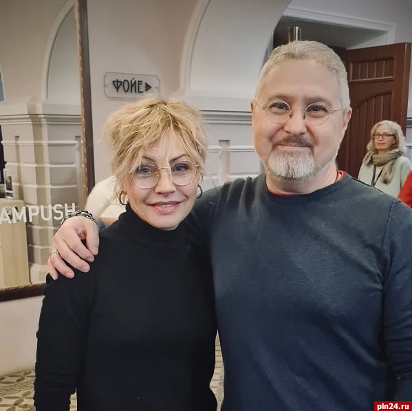 Актриса Алёна Бабенко посетила Псковский театр драмы
