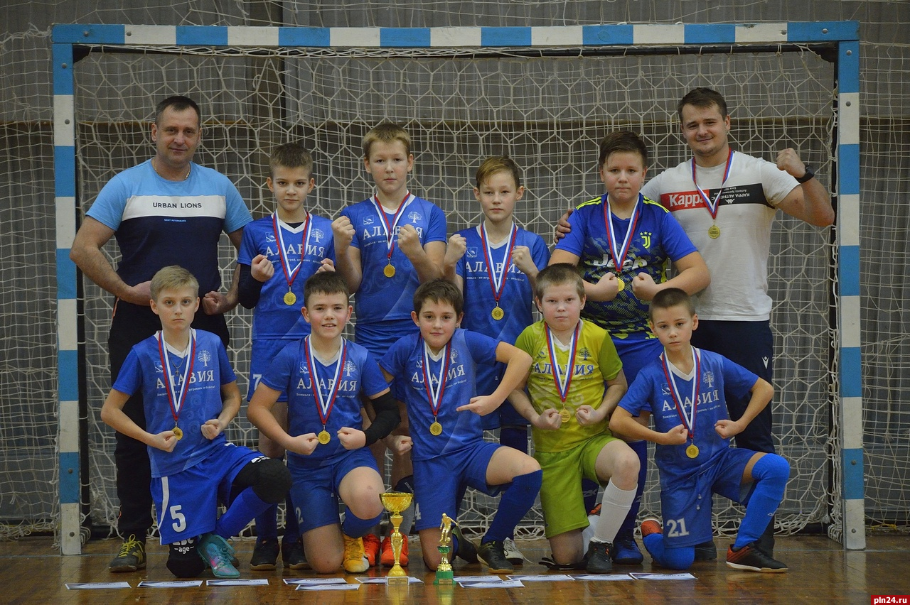 Итоги соревнований в рамках проекта «Мини-футбол – в школу» подвели в Псковской области