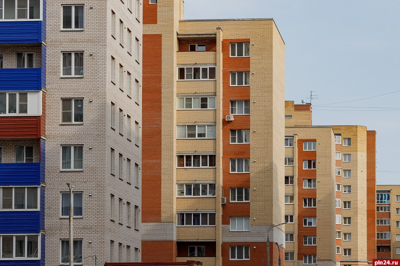 Более 1600 жилых домов построили в Псковской области в 2022 году