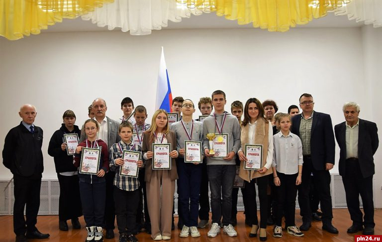 Шахматисты псковской школы-интерната поедут в Сочи