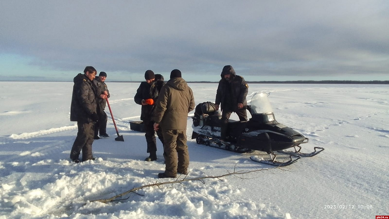 Более 70 капканов изъяли на озере Полисто в Псковской области