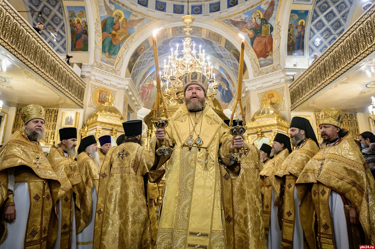 Опубликовано расписание богослужений в Псково-Печерском монастыре на начало Великого поста