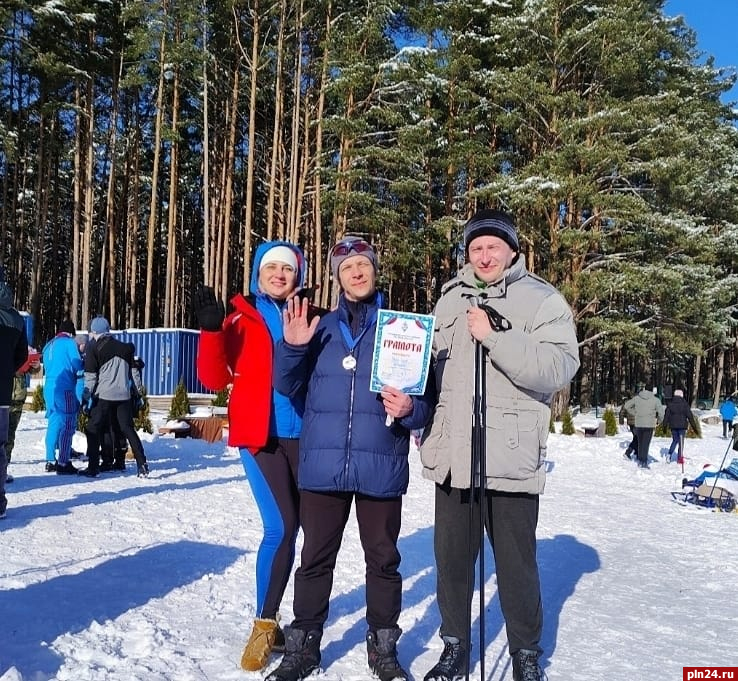 Судебный пристав стал серебряным призером лыжных гонок в Печорском районе