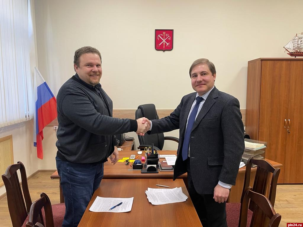 Псковский колледж искусств и Петербургское музыкальное училище подписали договор о сотрудничестве
