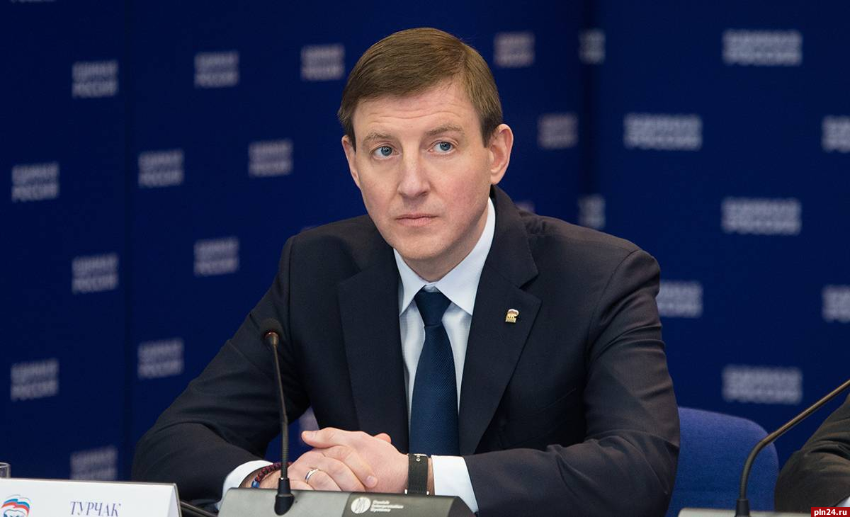 Андрей Турчак направил в псковский парламент отчёт о работе в 2022 году