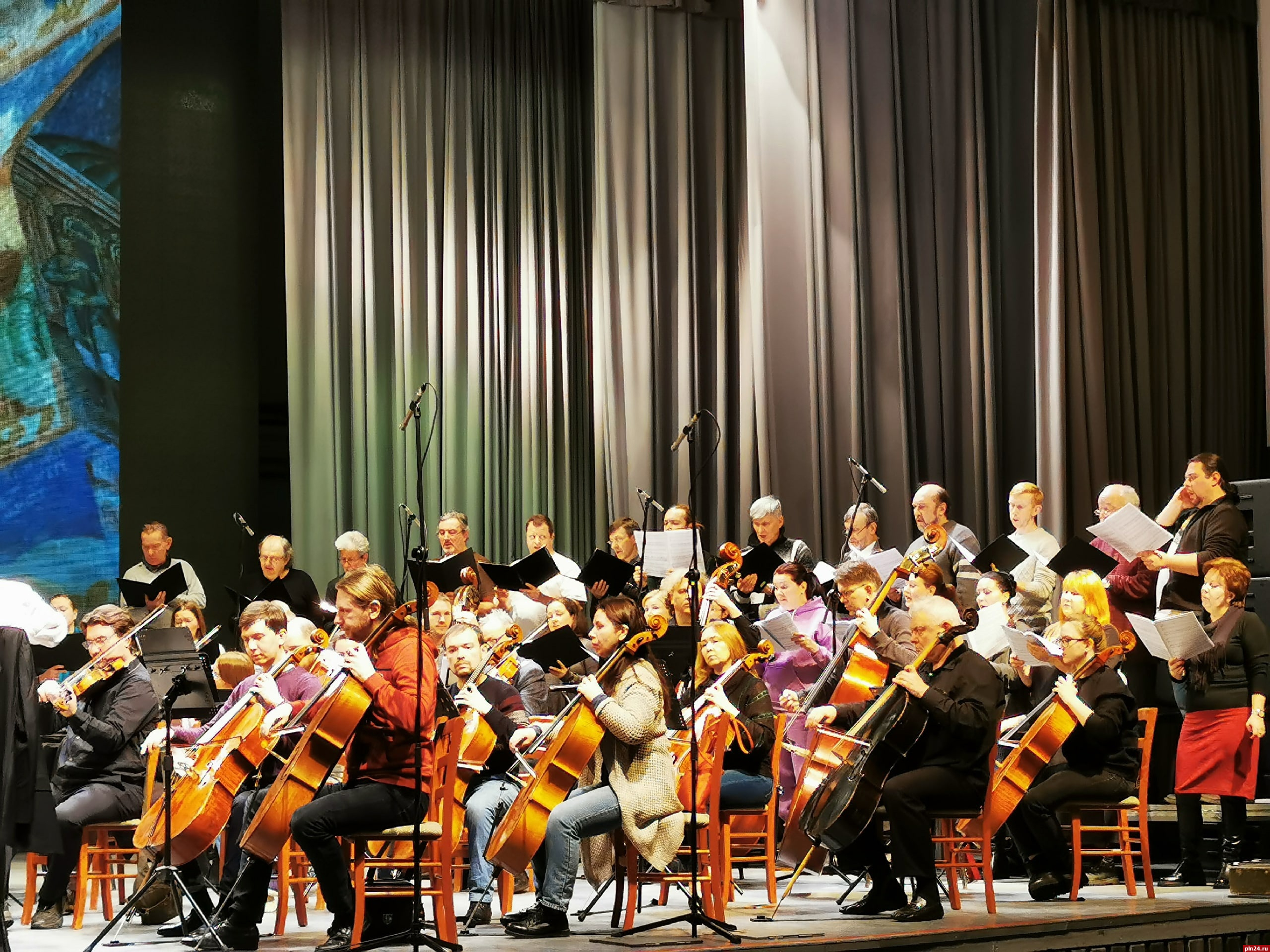 Симфония «Фрески древнего Пскова» прозвучит на сцене в Петербурге